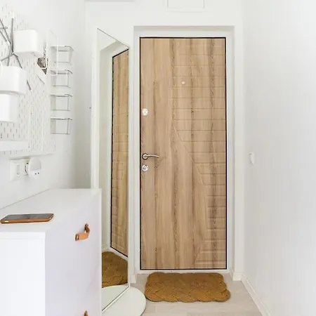 Hidden Gem Apartment In 10Min Everywhere VNO Extérieur photo
