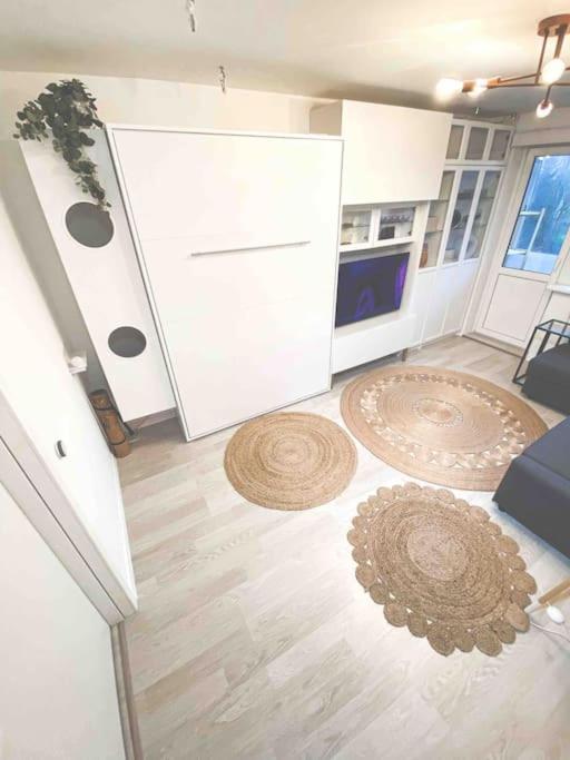 Hidden Gem In 10min Everywhere Apartment *
