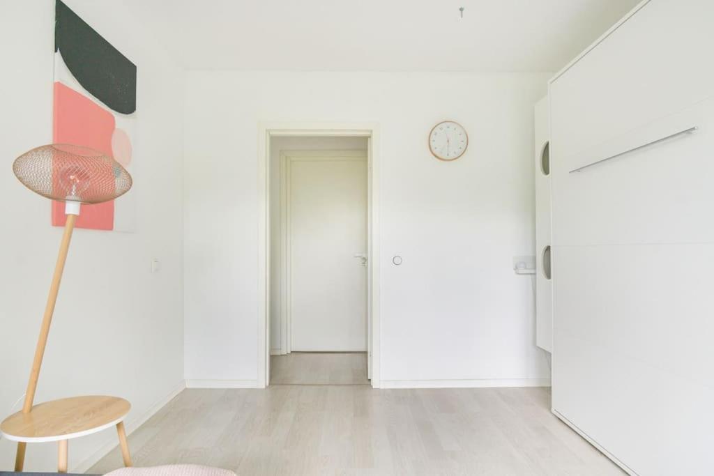 Hidden Gem In 10min Everywhere Apartment *
